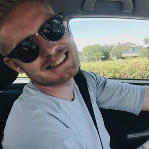 Meet your Posher, Nickolaus